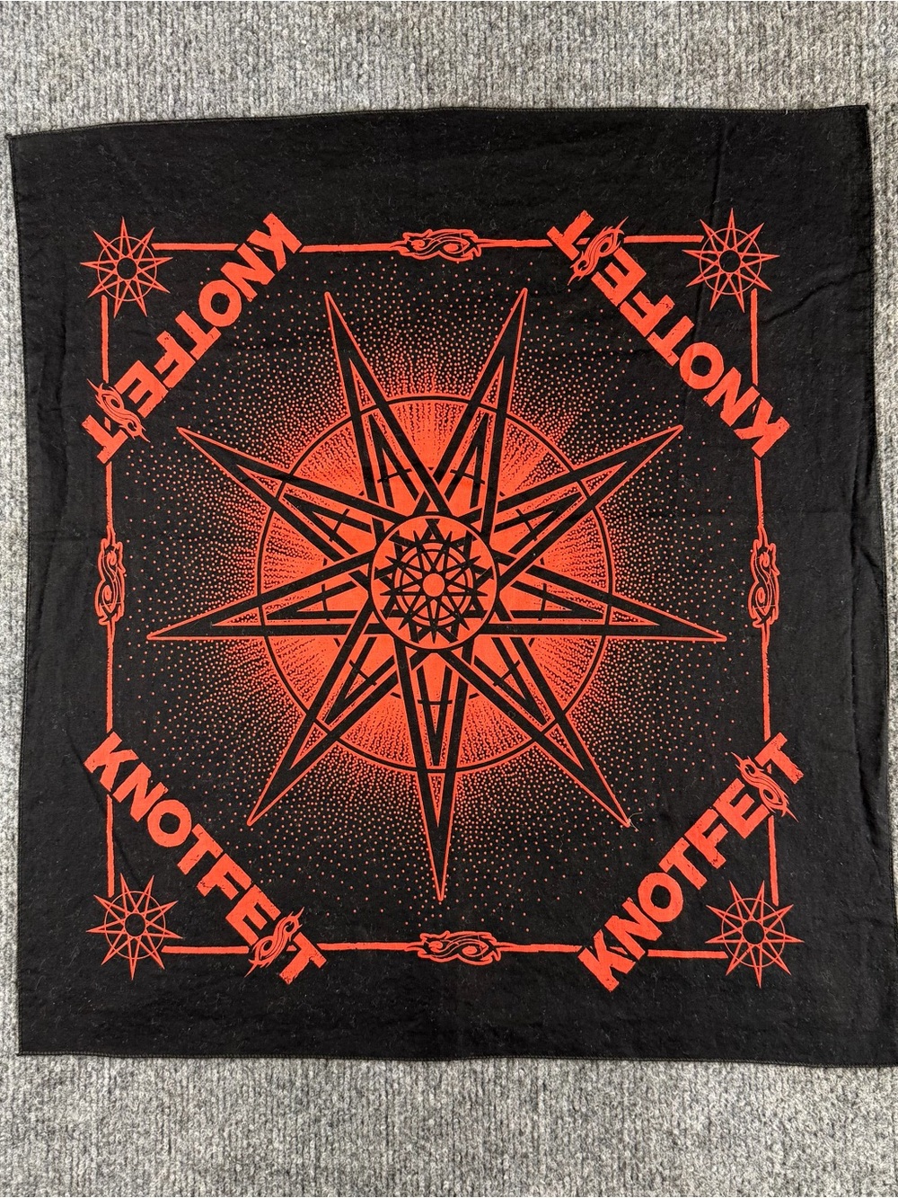 Slipknot Knotfest 2022 Black & Red Compass Bandana Mens OSFA Rock Metal Band